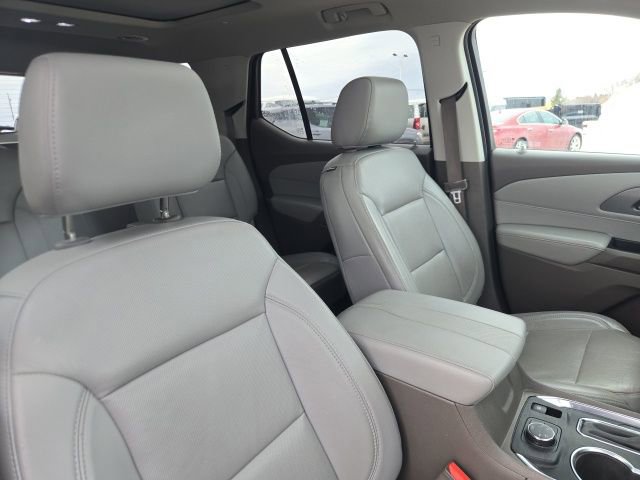 Used 2019 Chevrolet Traverse Premier image 48