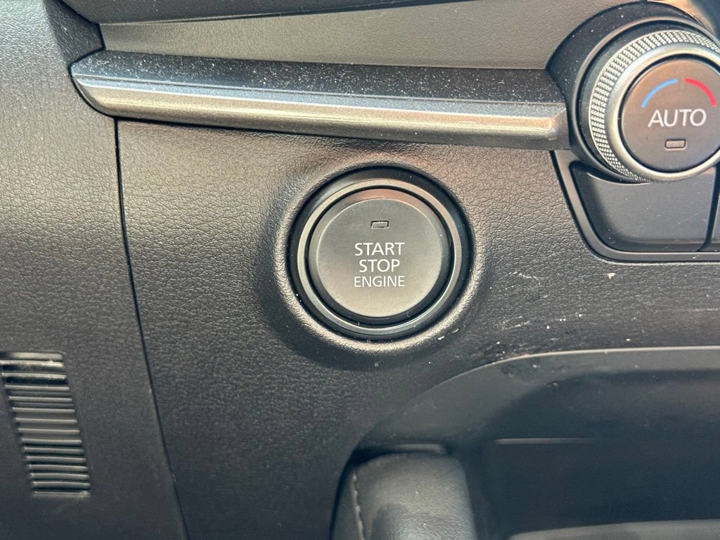Used 2021 MAZDA MAZDA3 s FWD image 23