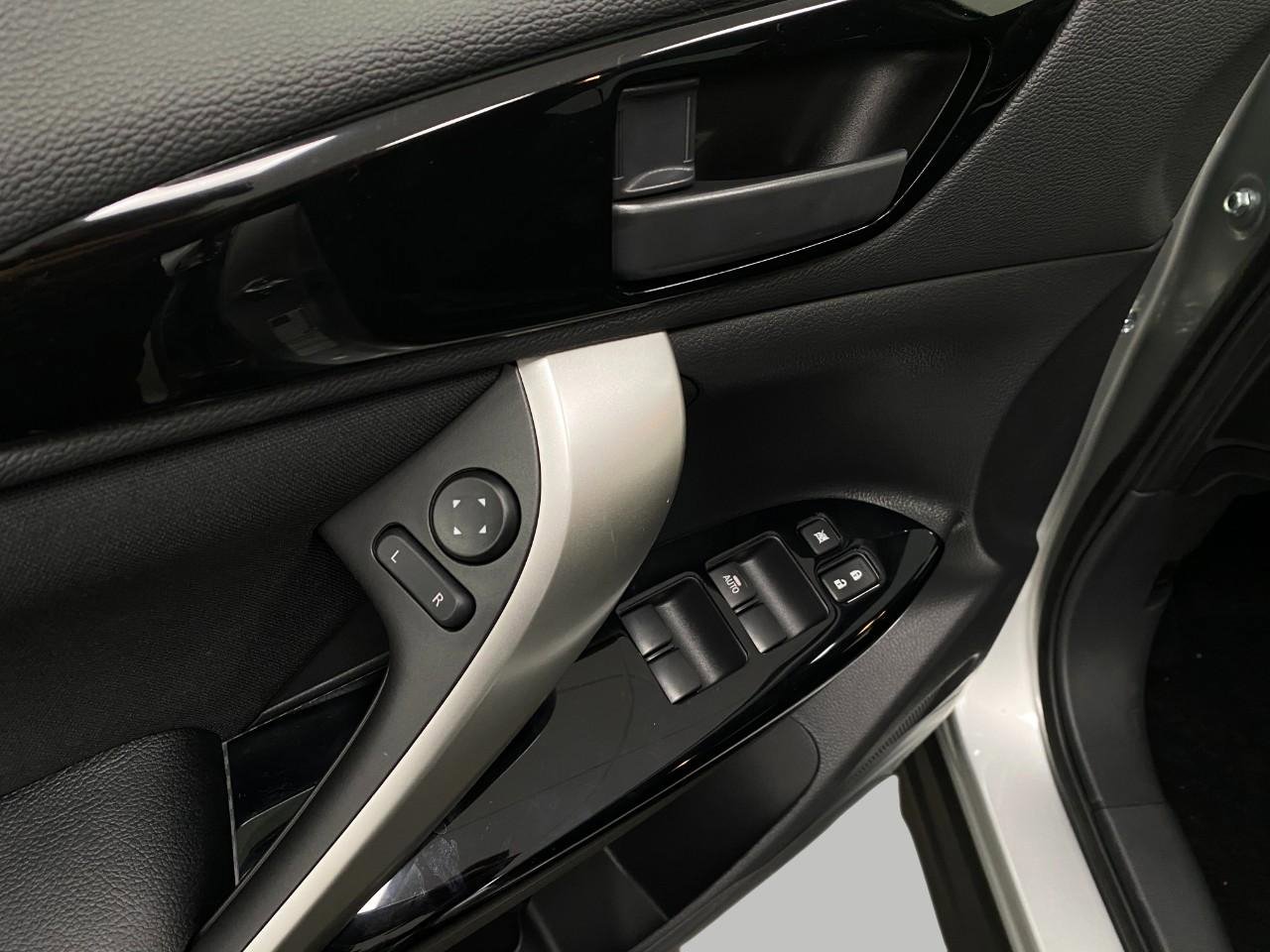 New 2026 Mitsubishi Eclipse Cross LE image 27