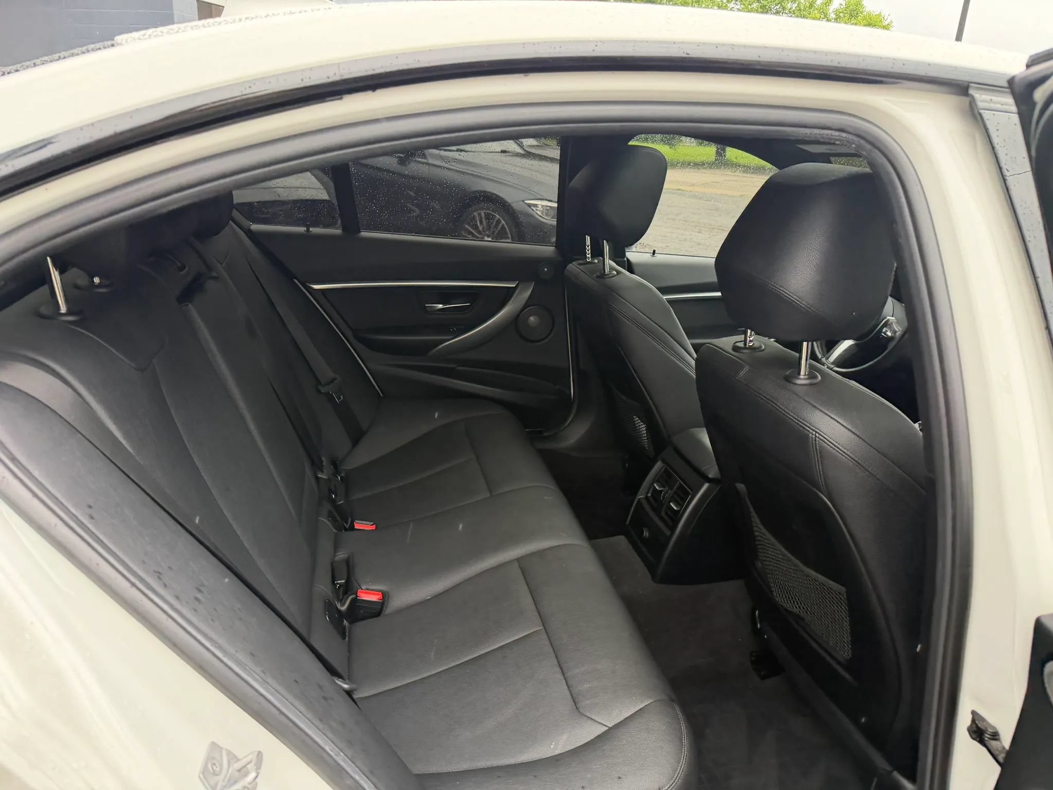 Used 2018 BMW 340i Sedan RWD image 16