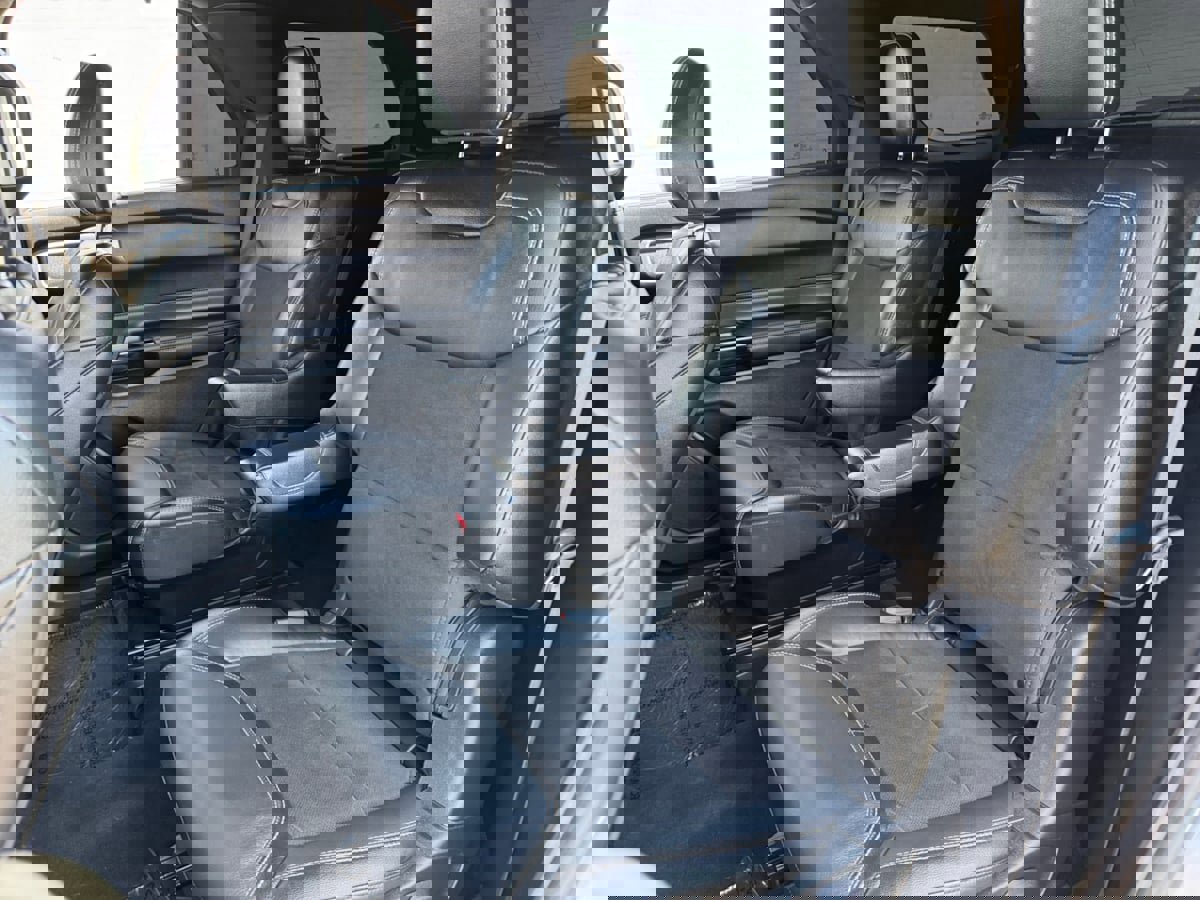 Used 2022 Ford Explorer ST w/ ST Street Pack image 17