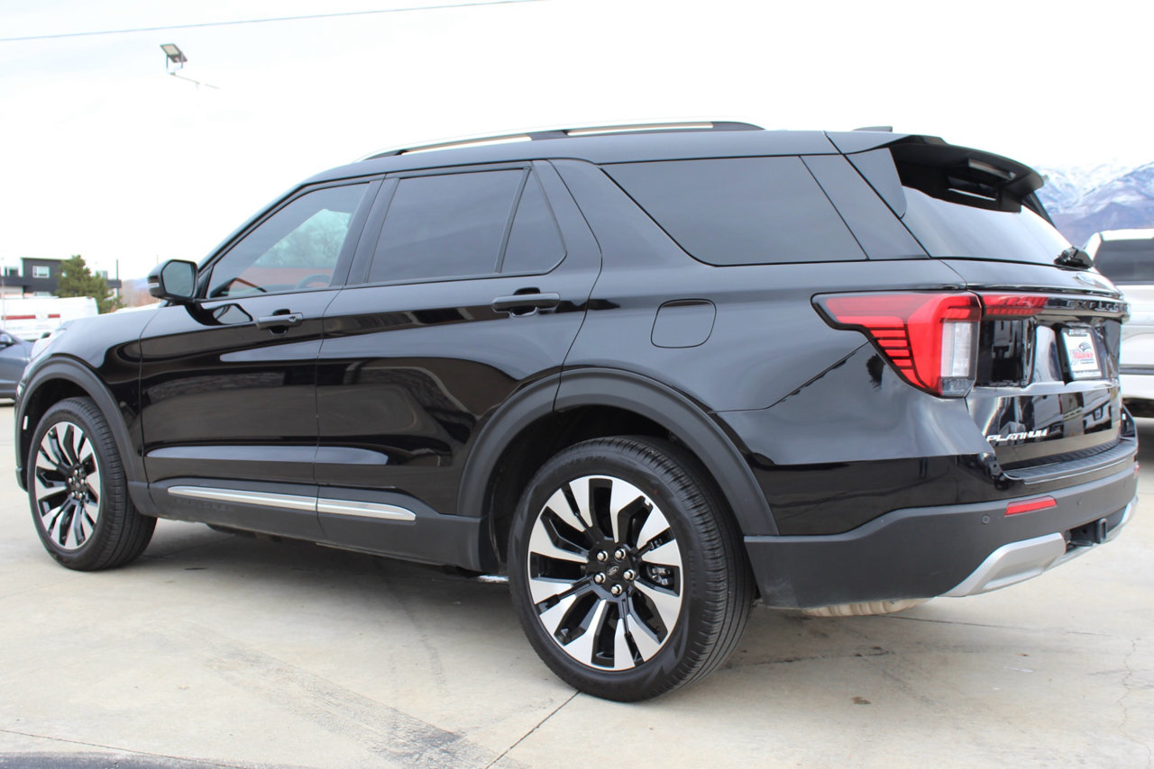 Used 2025 Ford Explorer Platinum w/ LUX Leather Package image 38