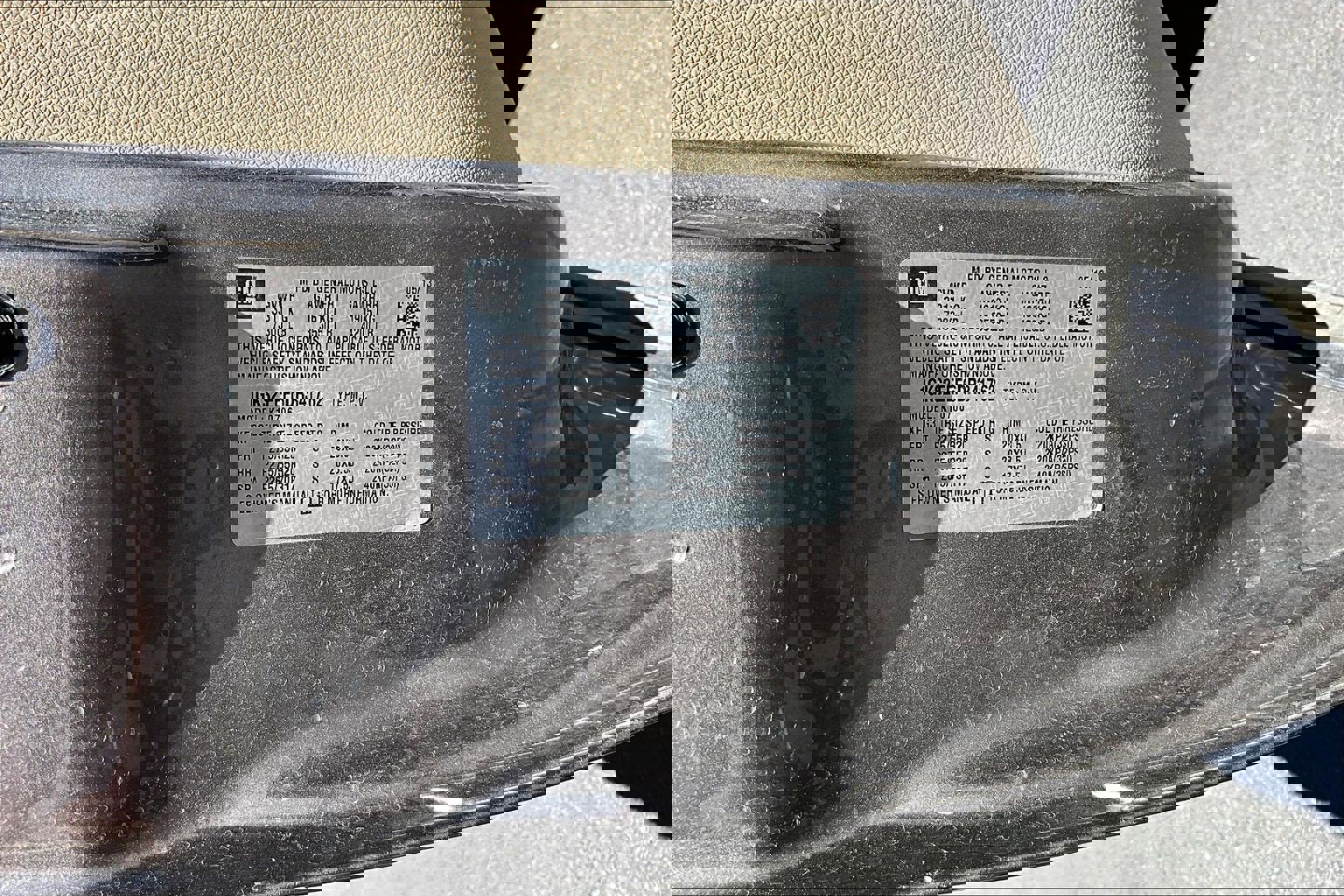 Used 2013 GMC Yukon Denali AWD/4WD image 29