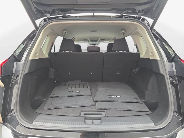 Used 2026 Nissan Rogue SV FWD image 30