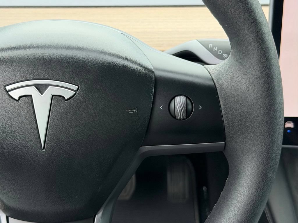 Used 2021 Tesla Model 3 Standard Range Plus RWD image 37