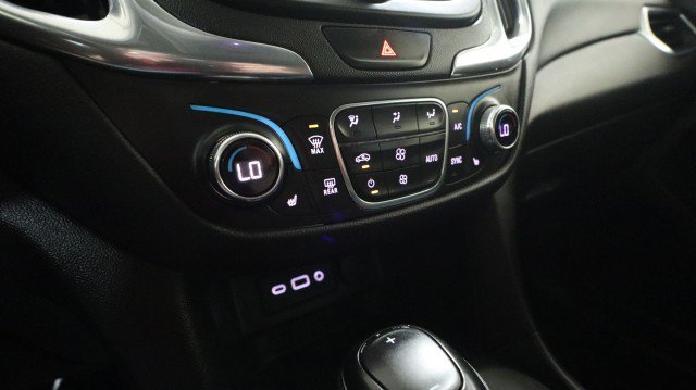 Used 2021 Chevrolet Equinox LT FWD image 17
