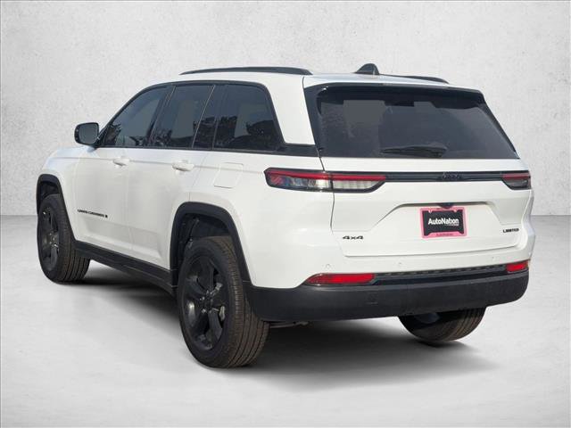 New 2025 Jeep Grand Cherokee Limited w/ Black Appearance Package image 9