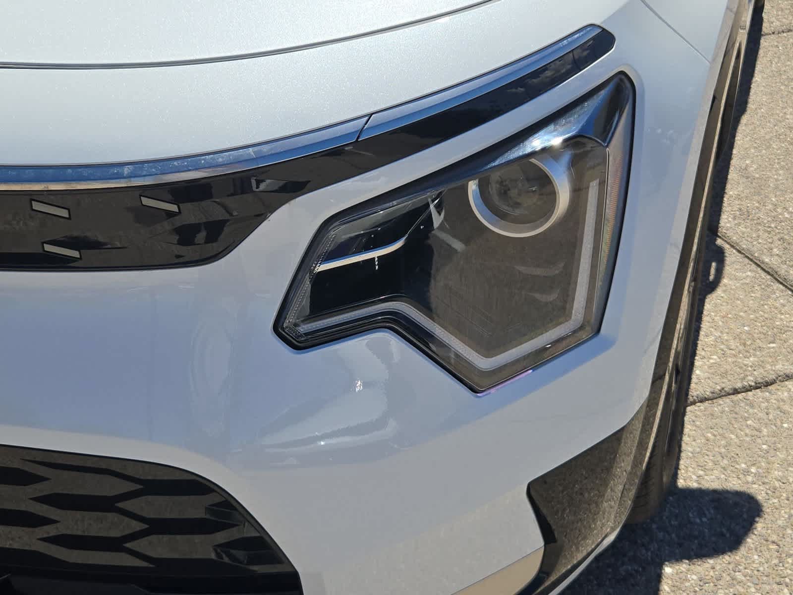 New 2026 Kia Niro Wind FWD image 11