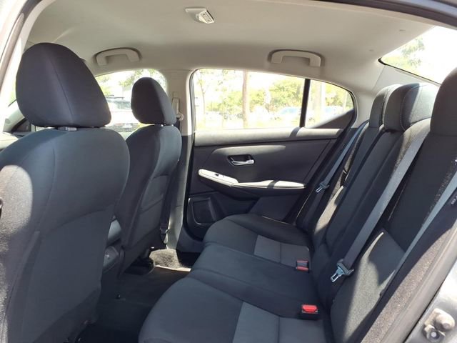 Used 2021 Nissan Sentra SV FWD image 8