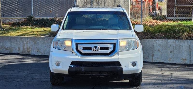 Used 2010 Honda Pilot Touring image 8