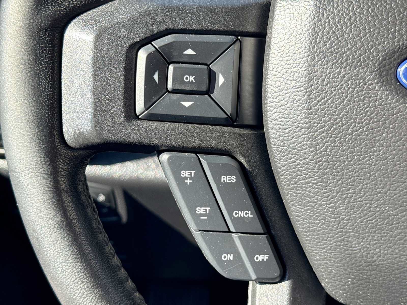 Used 2018 Ford F150 XLT w/ Equipment Group 302A Luxury AWD/4WD image 22