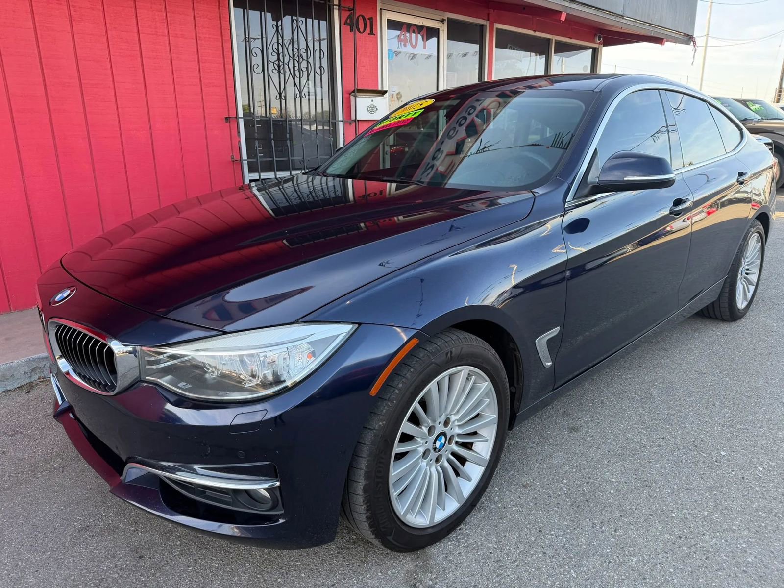 Used 2015 BMW 335i Gran Turismo xDrive 335i Gran Turismo xDrive Sedan image 2