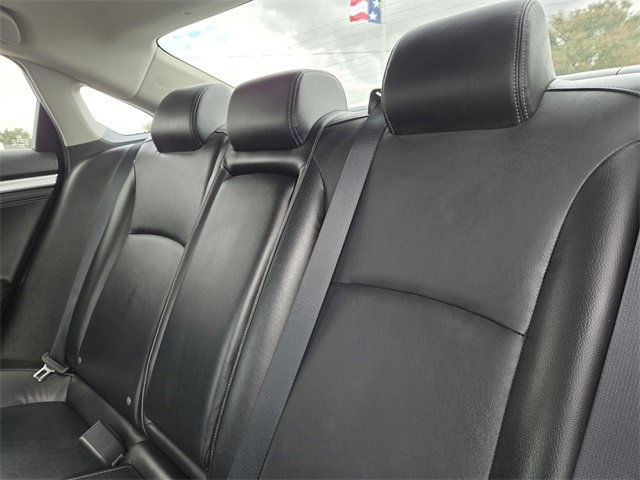 Used 2019 Honda Civic EX-L image 9