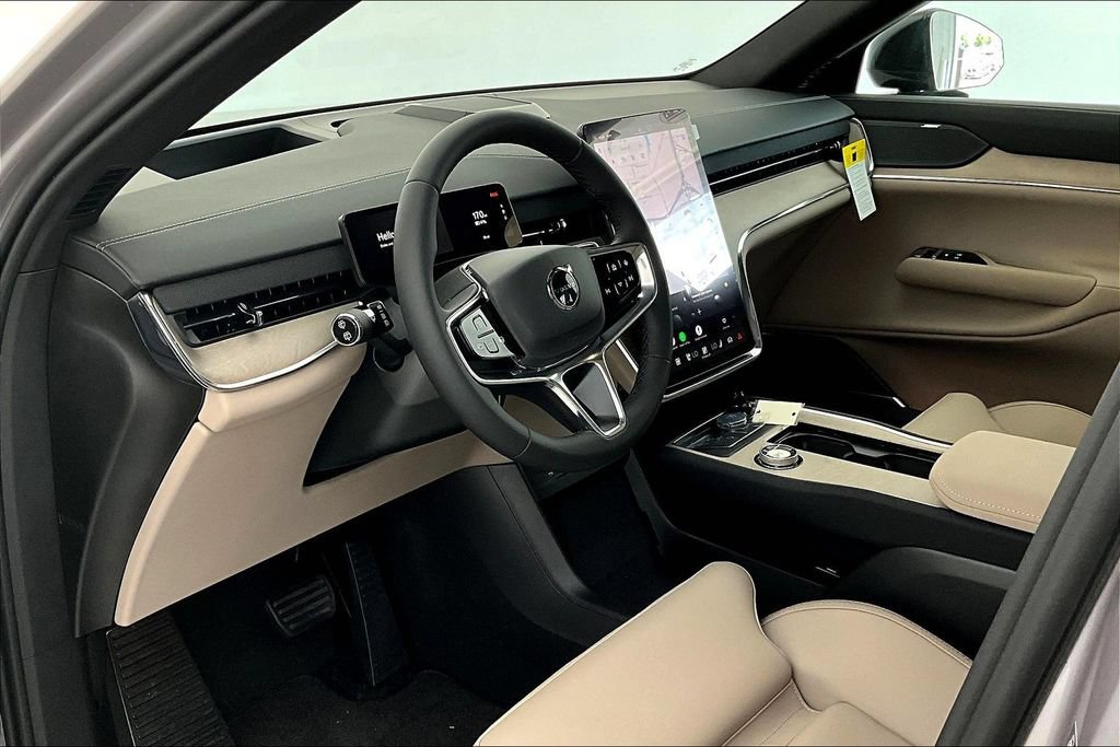New 2026 Volvo EX90 Plus RWD image 25