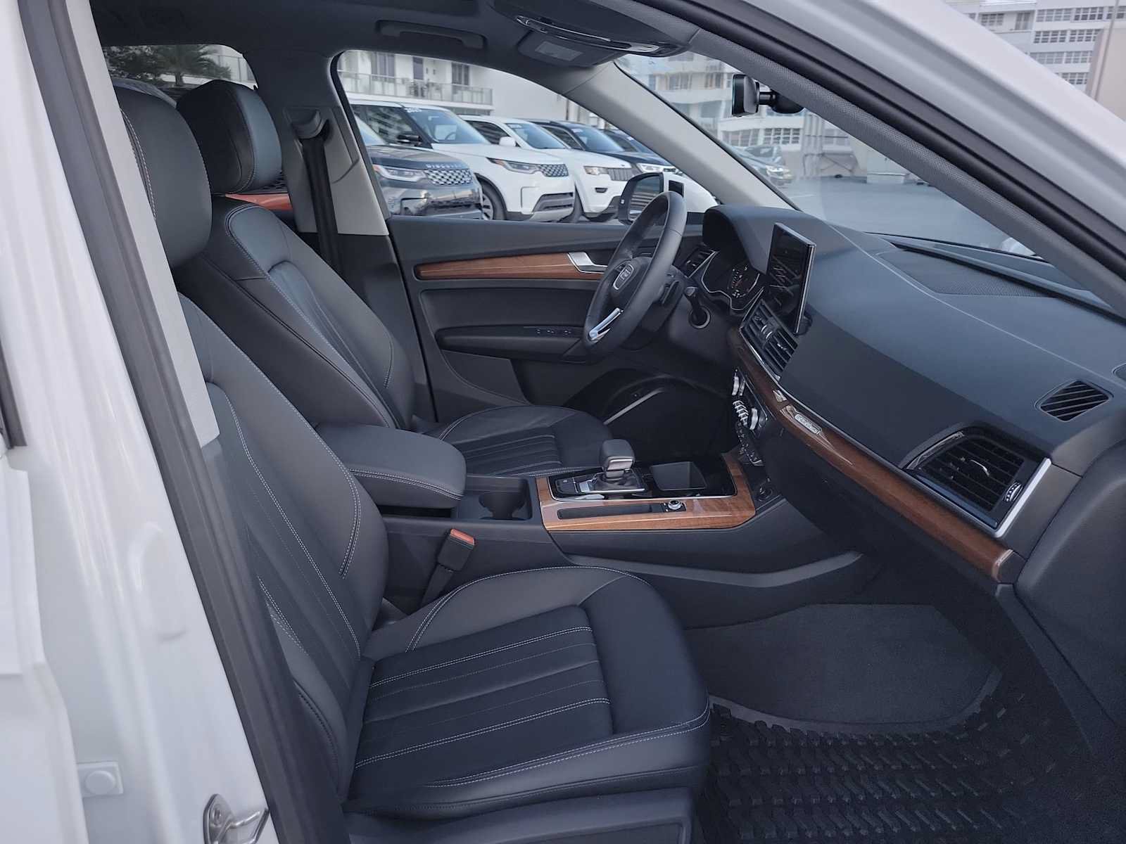 Certified 2023 Audi Q5 2.0T Premium w/ Convenience Package AWD/4WD image 21