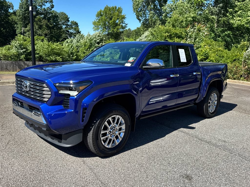 Used 2025 Toyota Tacoma Limited AWD/4WD image 3