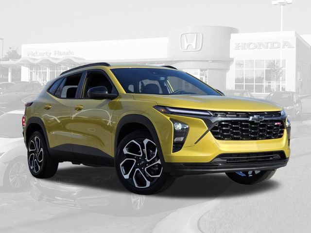 Used 2025 Chevrolet Trax RS w/ Driver Confidence Package image 21