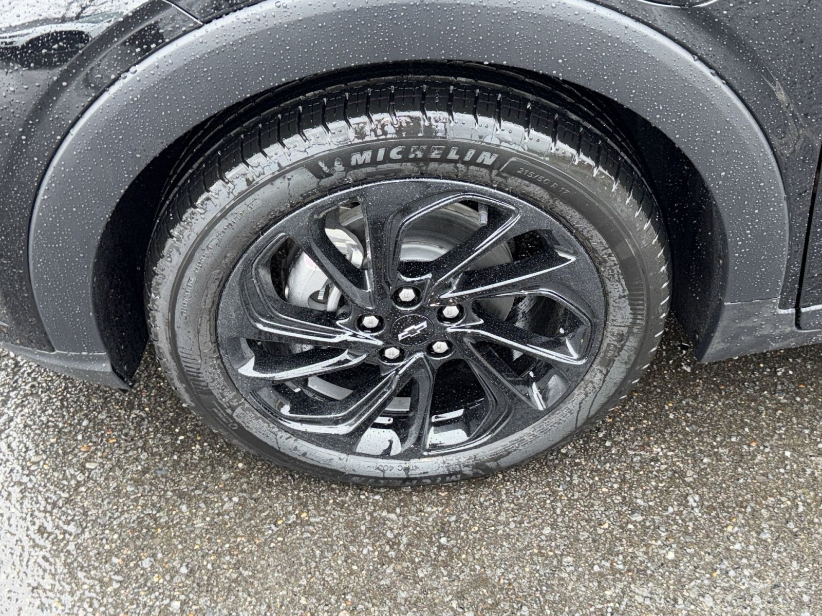 New 2027 Chevrolet Bolt RS FWD image 12