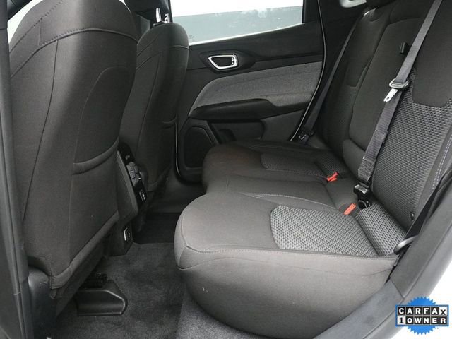 Used 2025 Jeep Compass Sport image 14