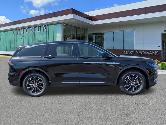 New 2026 Lincoln Nautilus Premier image 3