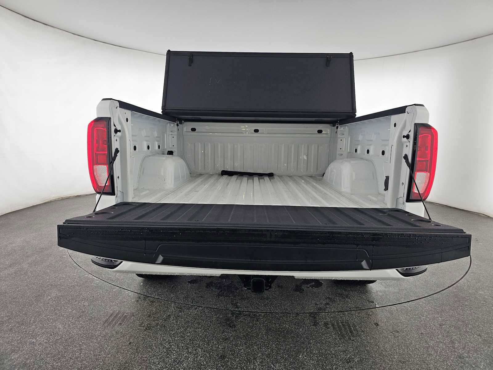 Used 2024 GMC Sierra 1500 Elevation image 14