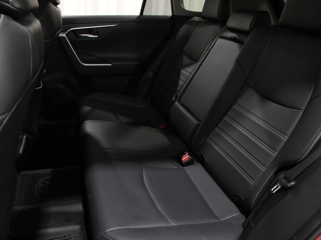 Used 2019 Toyota RAV4 Limited image 19