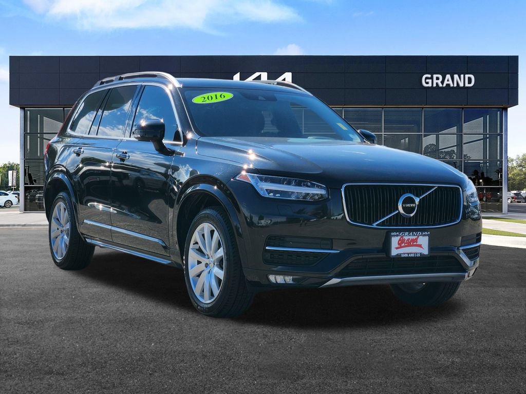 Used 2016 Volvo XC90 T6 Momentum w/ Momentum Plus Package AWD/4WD image 2
