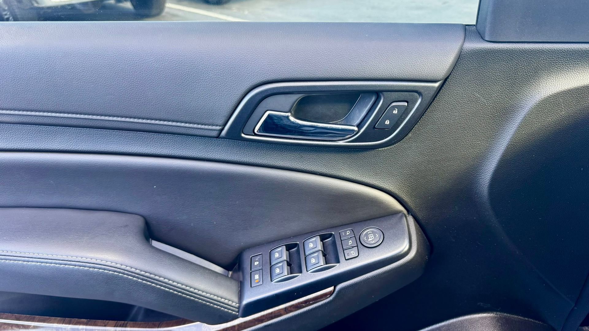 Used 2019 Chevrolet Tahoe LT image 39