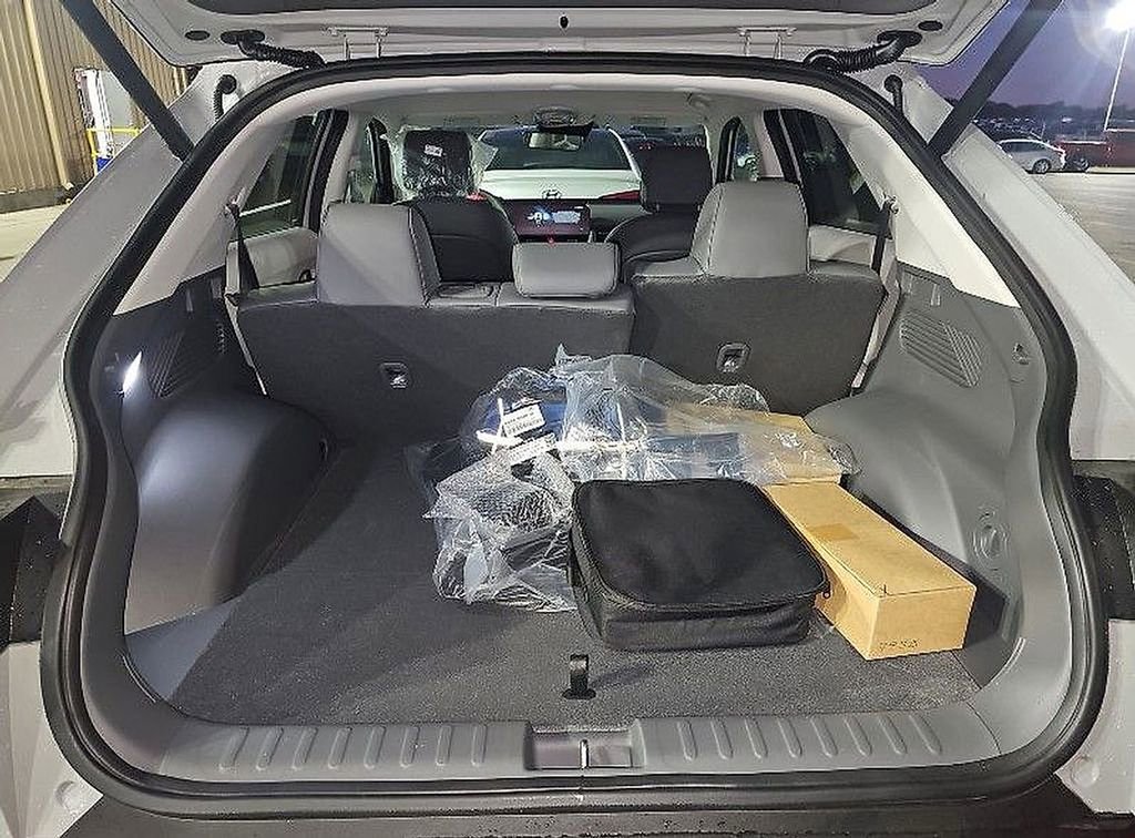 Used 2026 Hyundai Ioniq 5 SEL image 12