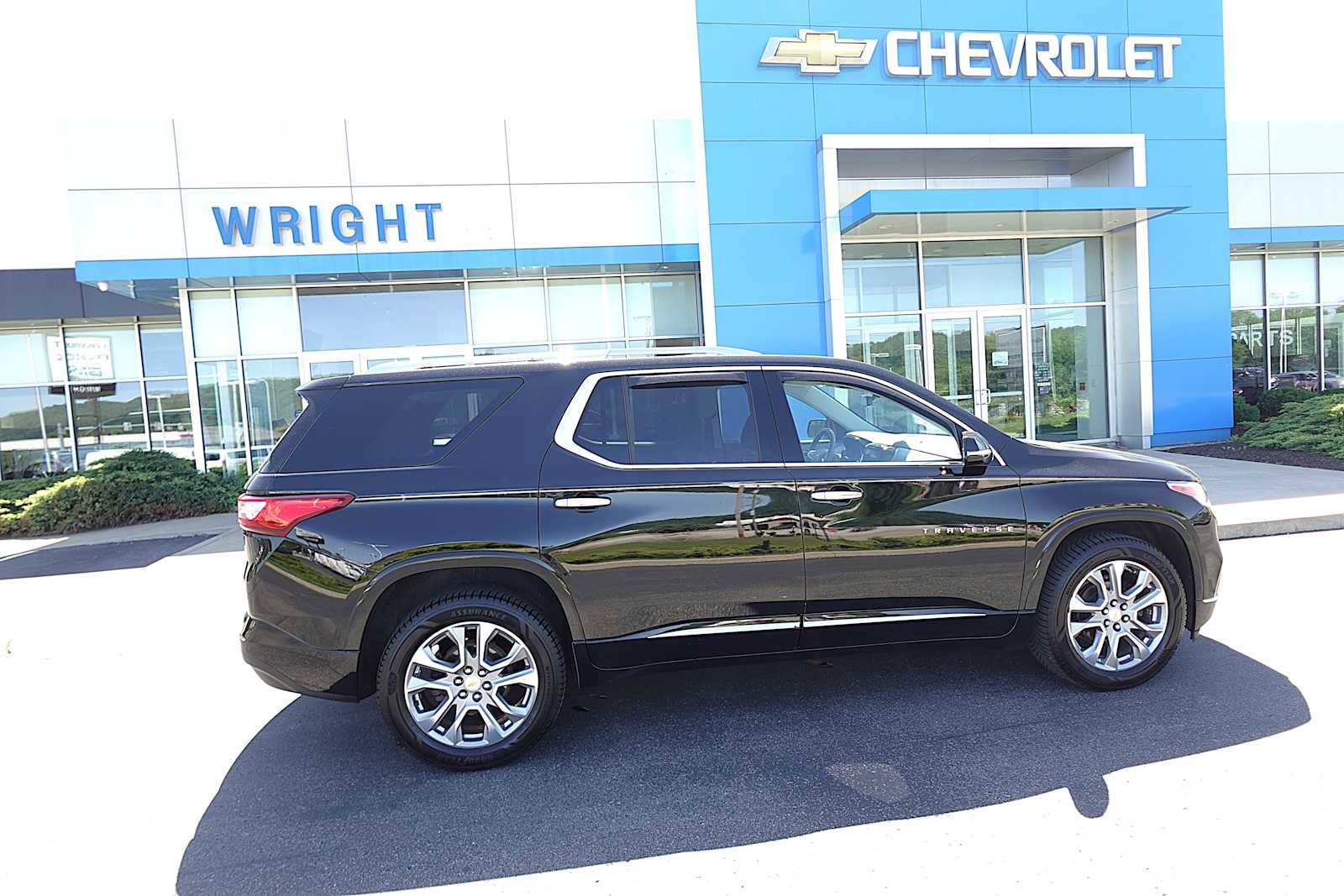 Used 2018 Chevrolet Traverse Premier AWD/4WD image 2