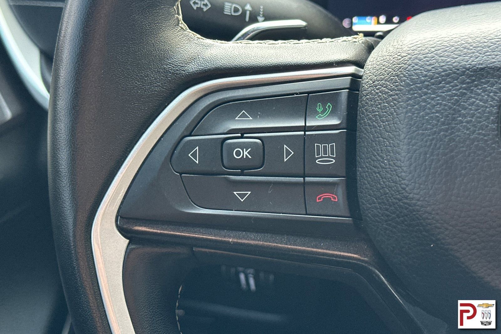 Used 2022 Jeep Grand Cherokee L Laredo image 30