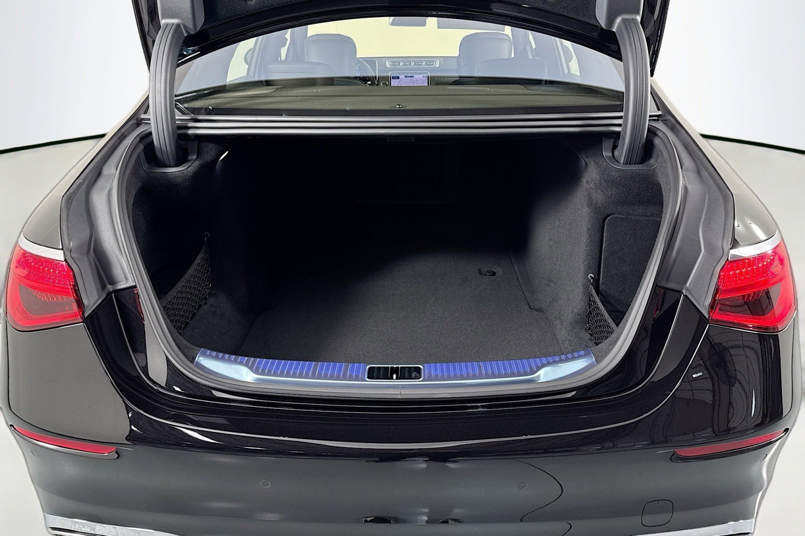 New 2026 Mercedes-Benz S 500 4MATIC image 22