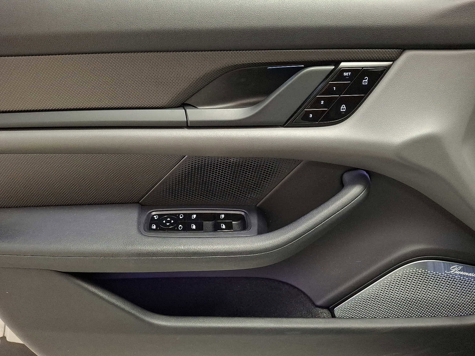 Used 2021 Porsche Taycan Turbo S image 13