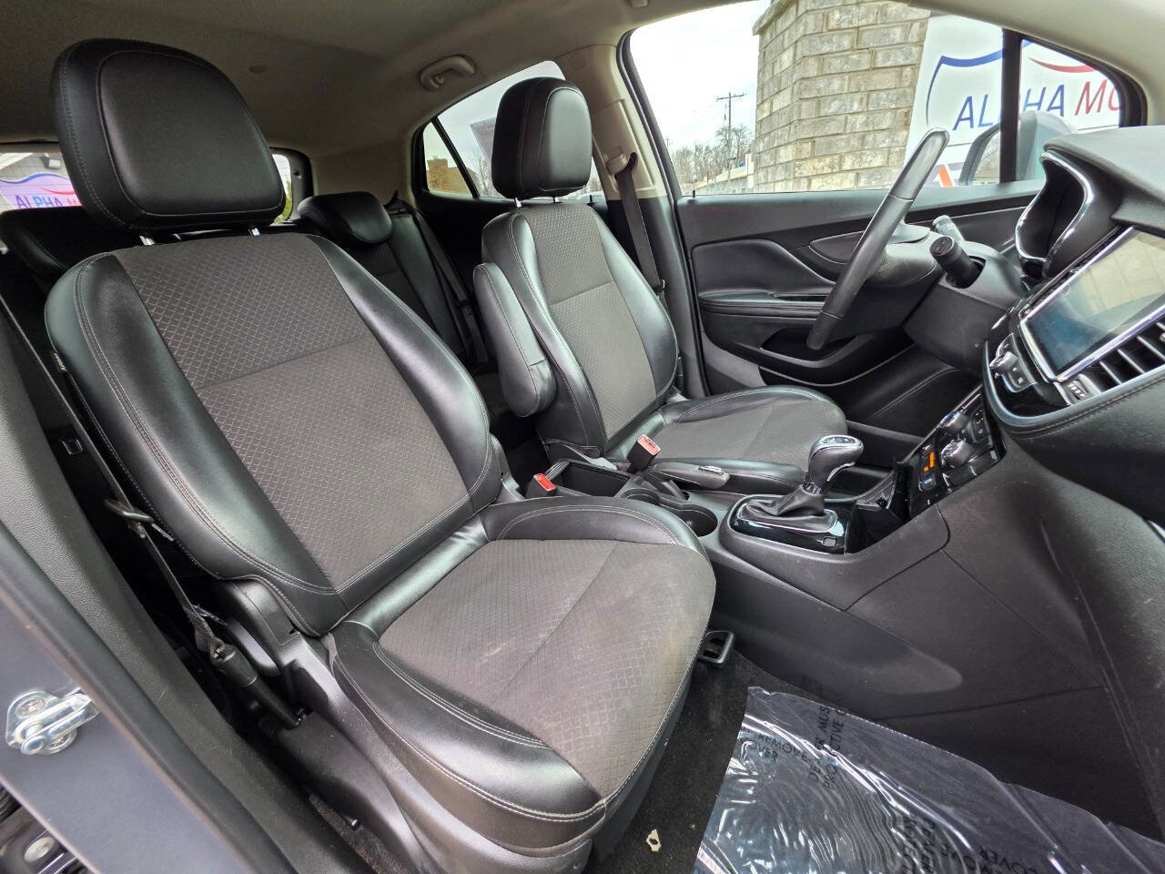Used 2020 Buick Encore Preferred w/ Safety Package FWD image 9