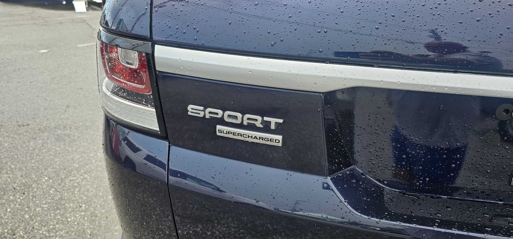 Used 2014 Land Rover Range Rover Sport Supercharged AWD/4WD image 5