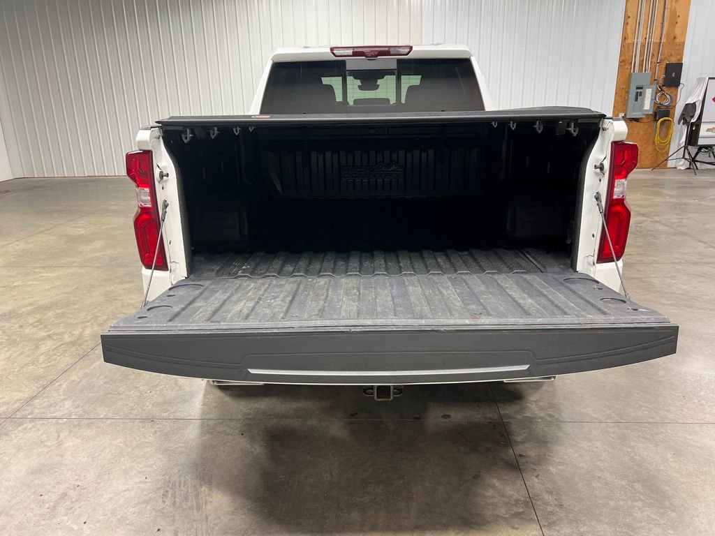 Certified 2023 Chevrolet Silverado 1500 High Country w/ Technology Package image 12