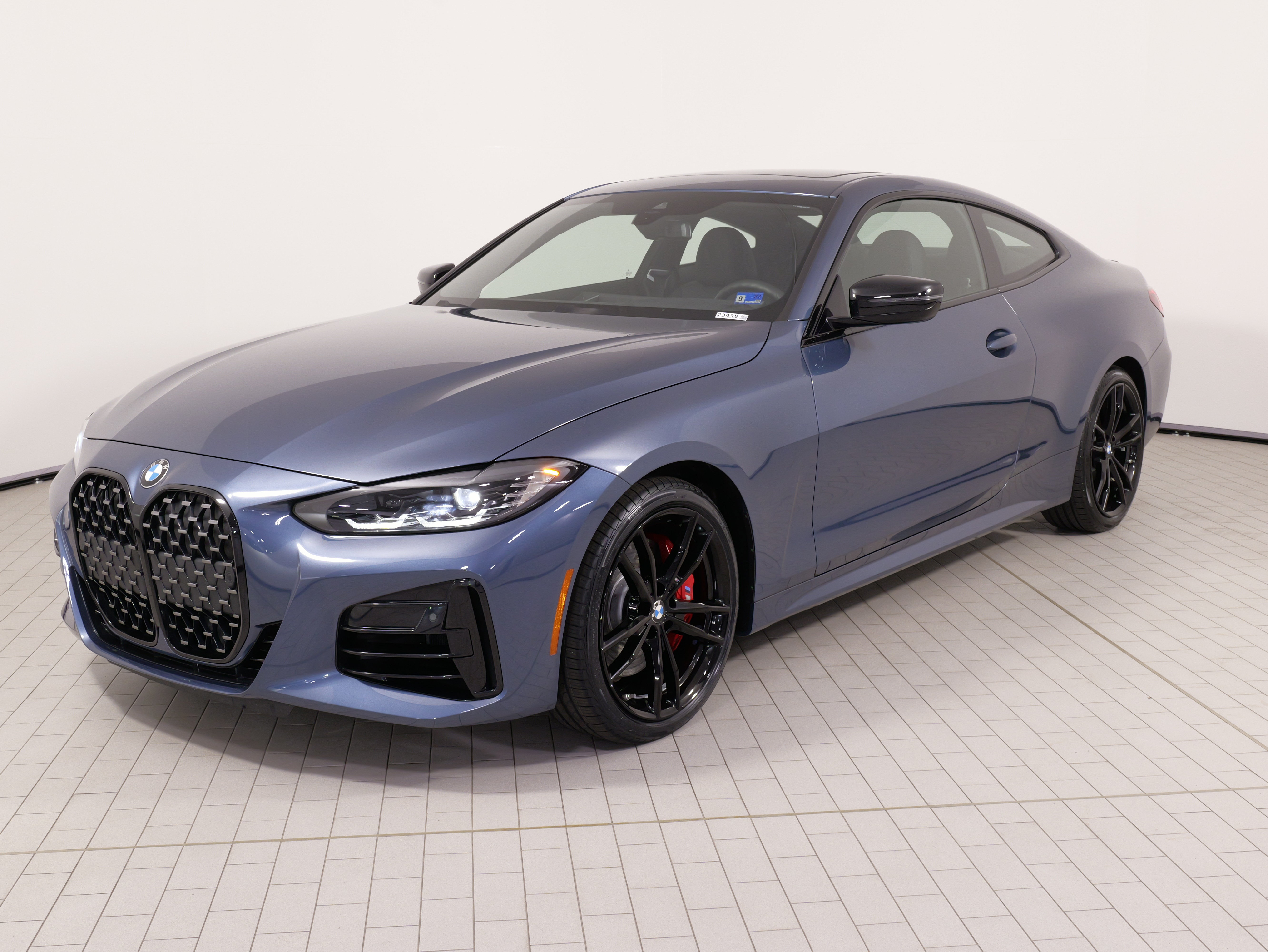Used 2024 BMW 440i xDrive Coupe w/ Premium Package AWD/4WD image 3