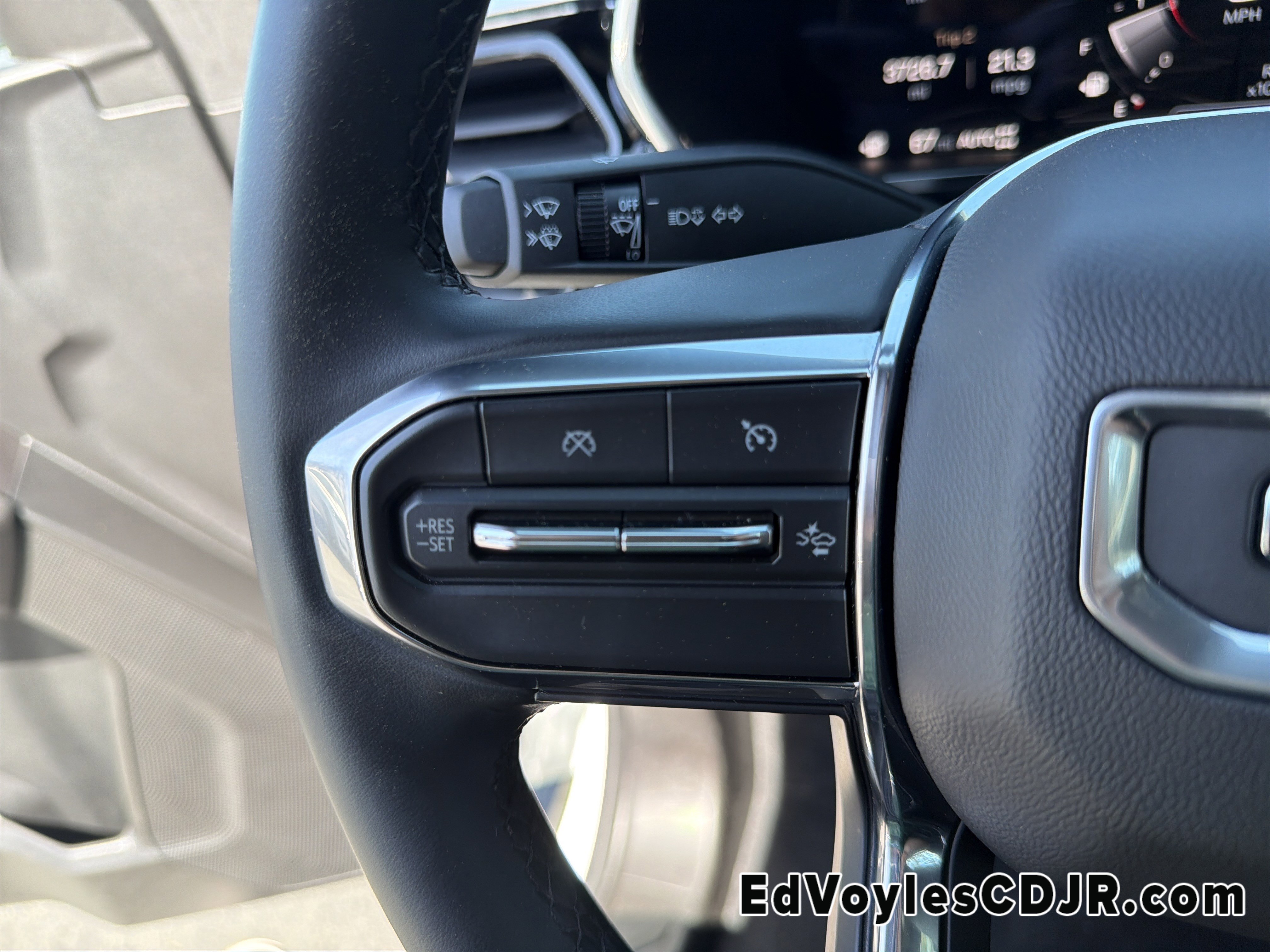 Used 2025 GMC Canyon Elevation image 29