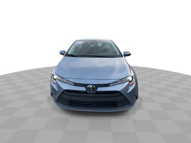 Used 2024 Toyota Corolla LE FWD image 5