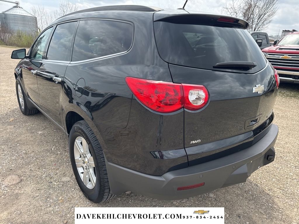Used 2011 Chevrolet Traverse LT image 3