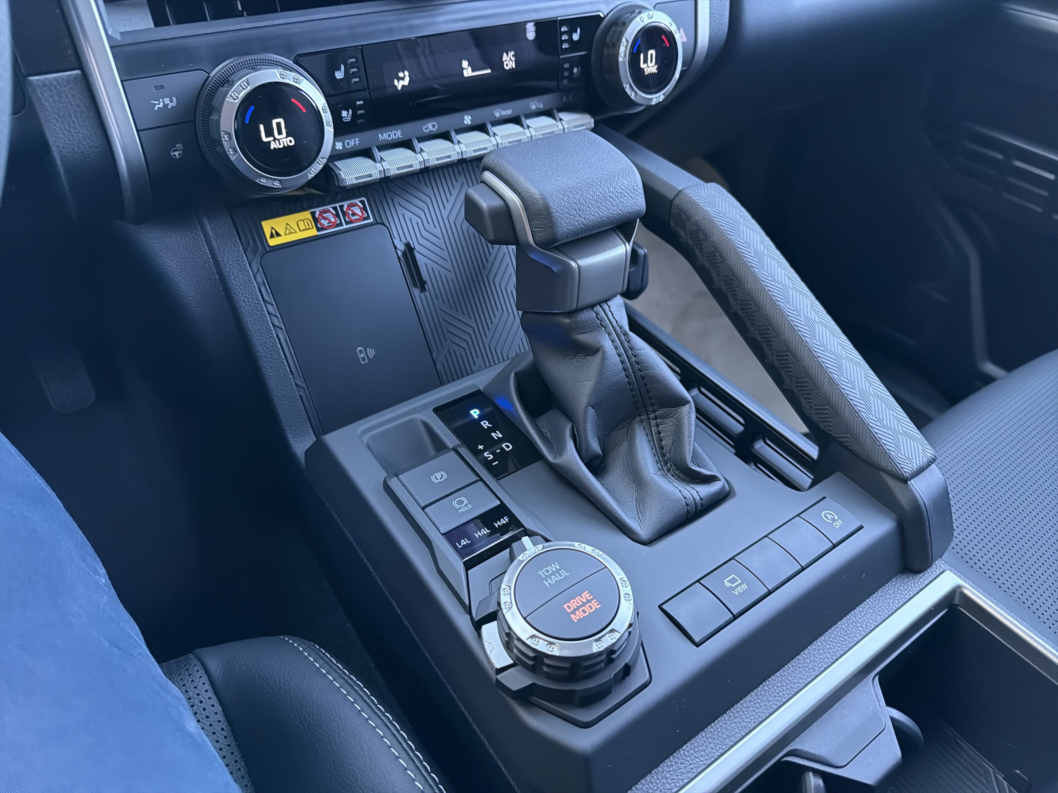 New 2026 Toyota 4Runner Limited AWD/4WD image 24