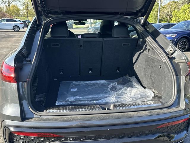 Used 2025 Audi SQ5 Premium Plus w/ Premium Plus Package AWD/4WD image 13