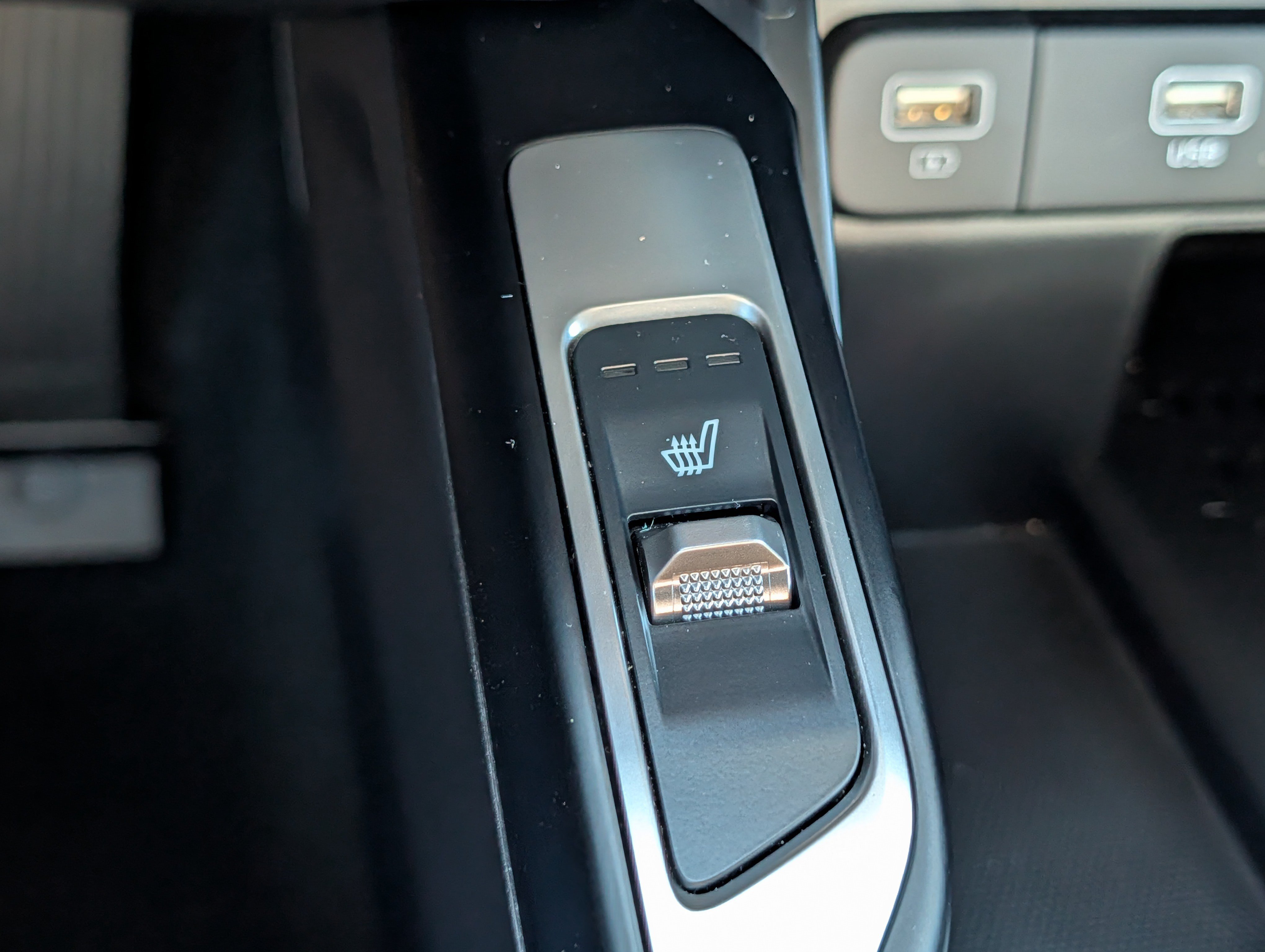 Certified 2023 Kia Sorento EX FWD image 28