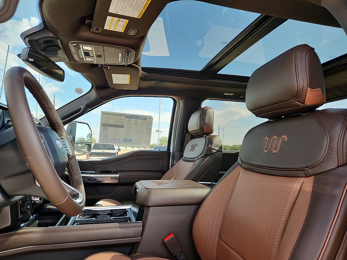 New 2025 Ford F350 King Ranch w/ FX4 Off-Road Package image 7