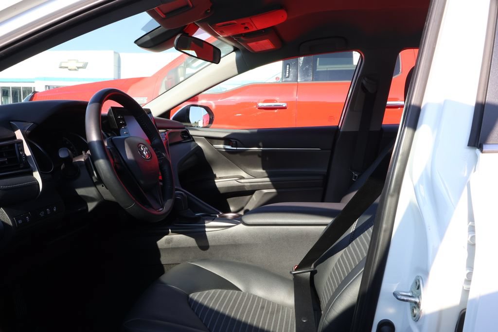 Used 2024 Toyota Camry SE FWD image 8