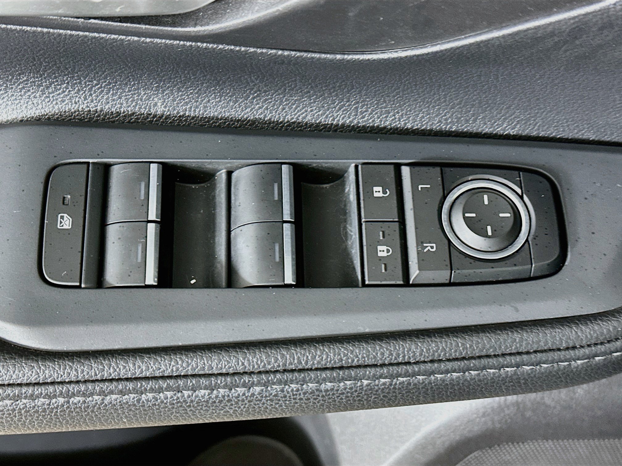 Used 2025 Toyota Grand Highlander AWD image 15