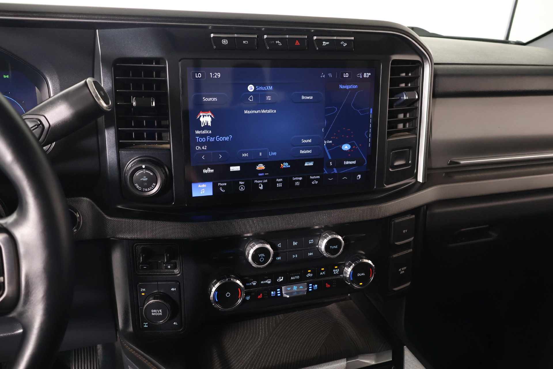 Used 2024 Ford F250 Platinum AWD/4WD image 5