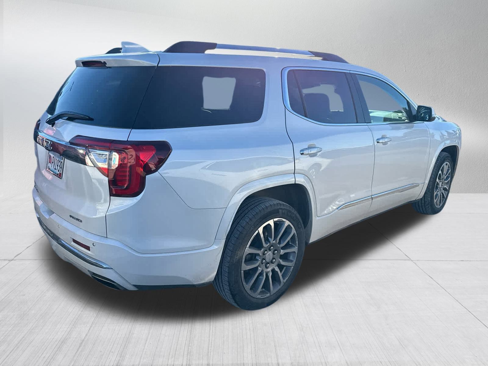 Used 2021 GMC Acadia Denali w/ Denali Ultimate Package image 6