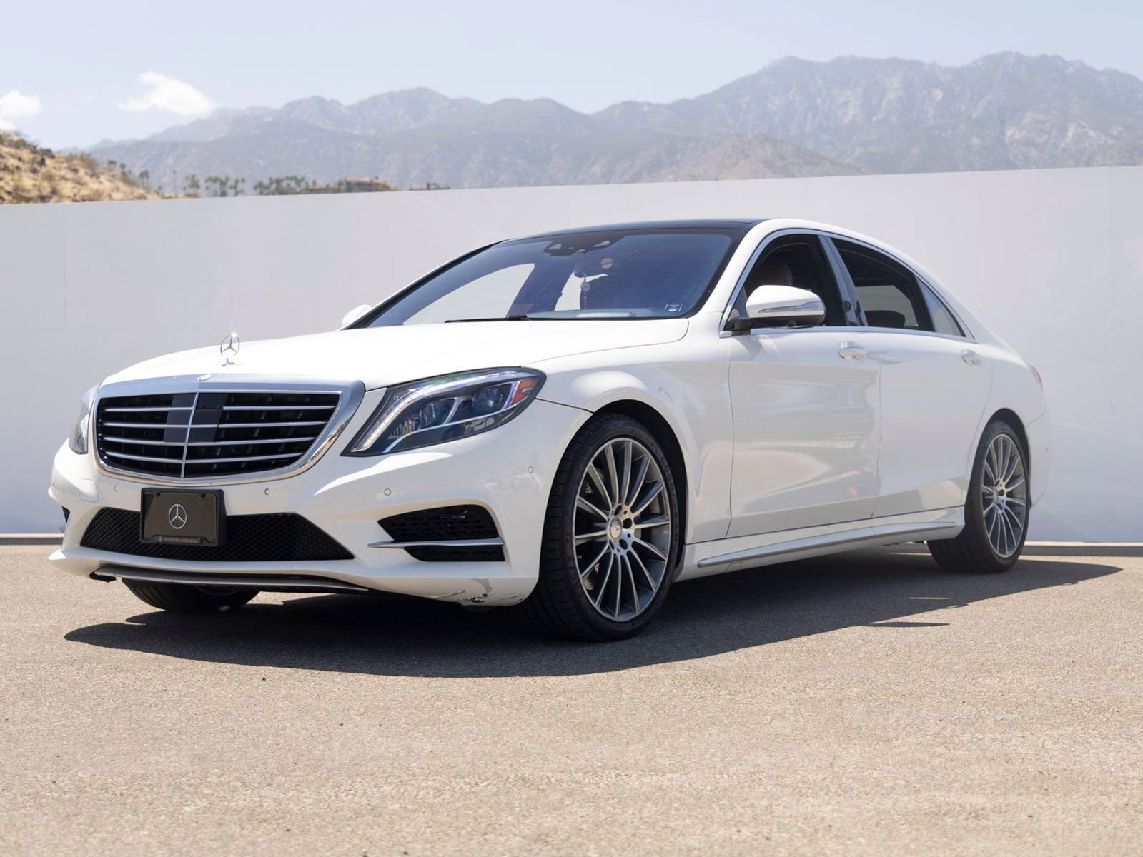 Used 2017 Mercedes-Benz S 550 Sedan image 1
