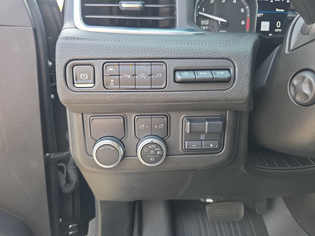Used 2021 GMC Yukon Denali w/ Denali Premium Package RWD image 20